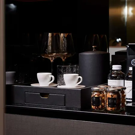 فندق Art'otel Piazza Sallustio, Powered By Radisson 5*