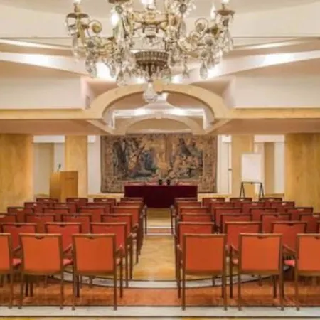 호텔 Art'otel Piazza Sallustio 5*