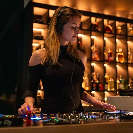 Art'otel Piazza Sallustio, Powered By Radisson 5* Roma