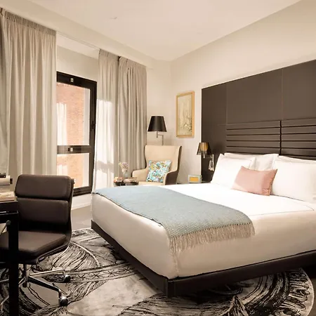 Art'otel Piazza Sallustio, Powered By Radisson 5* רומא