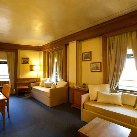 Hotel Art'otel Piazza Sallustio 5*